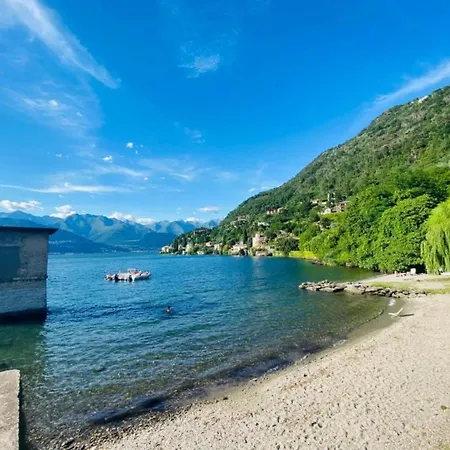 Apartament By With Scenic Views