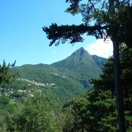 By With Scenic Views Apartament