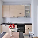 By With Scenic Views Apartment *