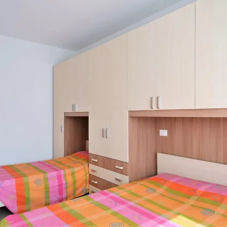 By With Scenic Views *