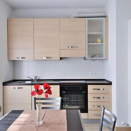 By With Scenic Views Apartman *