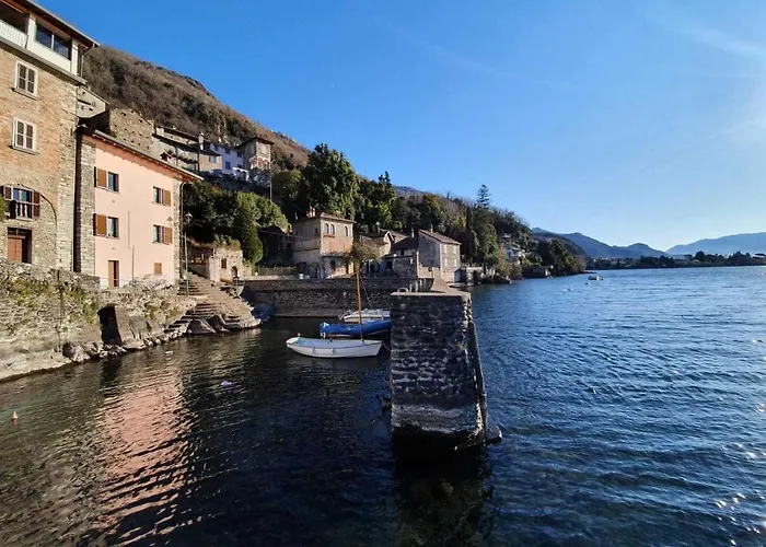 By With Scenic Views Apartmán Dervio