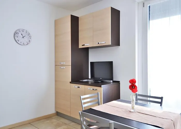 By With Scenic Views *