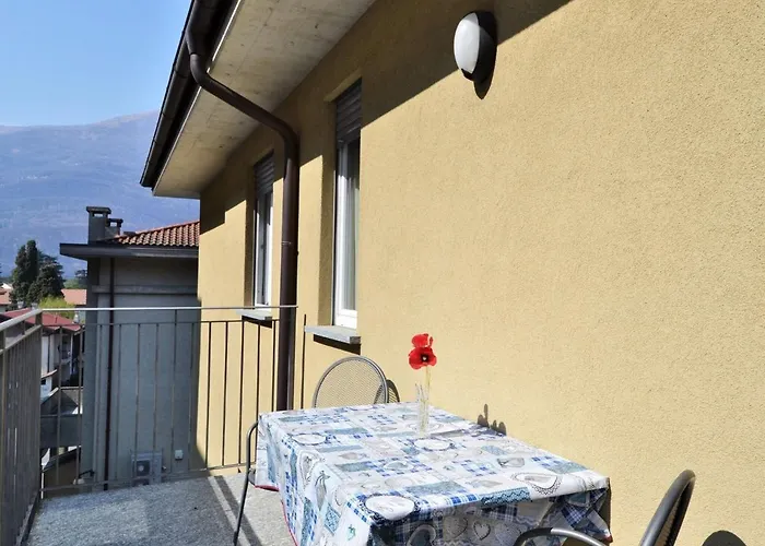 By With Scenic Views Apartamento
