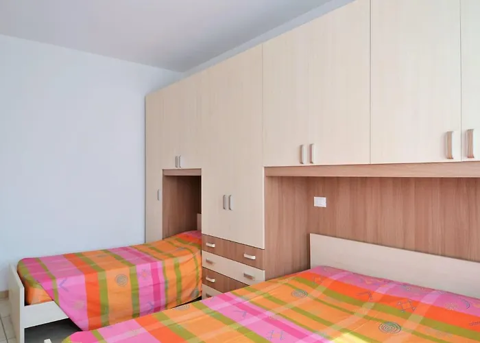 By With Scenic Views *