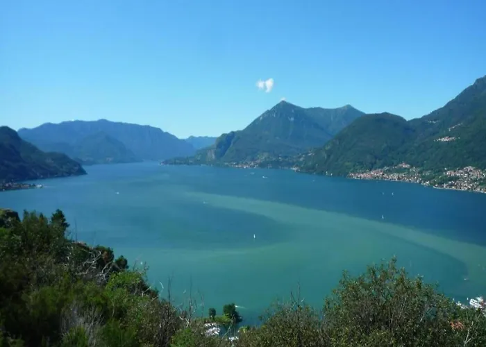 By With Scenic Views Apartmán Dervio